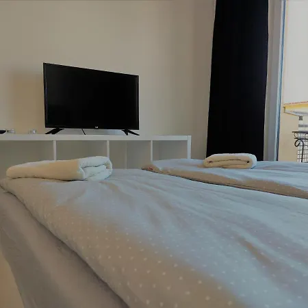 Uroczy 2 I Bezplatny Parking Na Miejscu Apartment