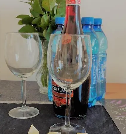 Uroczy 2 I Bezplatny Parking Na Miejscu *